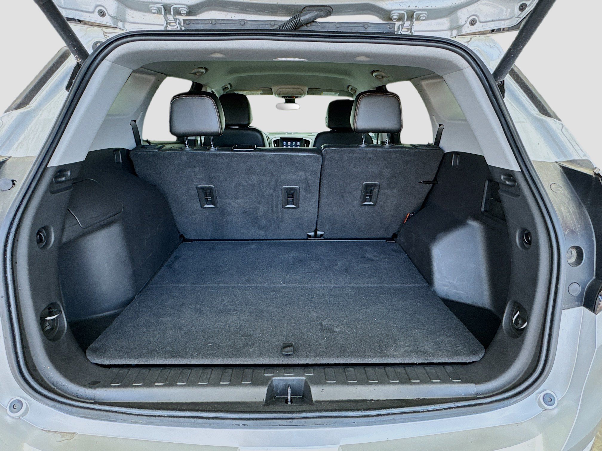 Used 2021 GMC Terrain SLT w/ Infotainment Package II FWD image 18