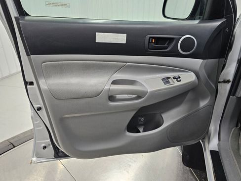 Used 2009 Toyota Tacoma 4x4 Access Cab V6 image 32