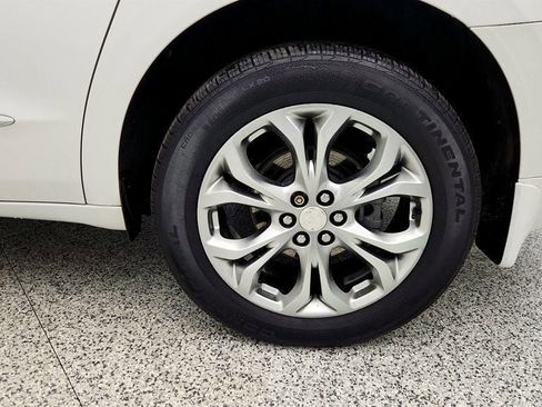 Used 2021 Buick Enclave Avenir w/ Avenir Technology Package image 9