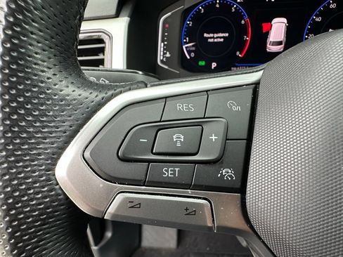 Used 2021 Volkswagen Atlas SEL R-Line FWD image 19