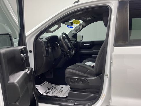 Used 2023 Chevrolet Silverado 1500 Custom RWD image 2