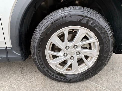 Used 2019 Mitsubishi Eclipse Cross ES AWD/4WD image 32
