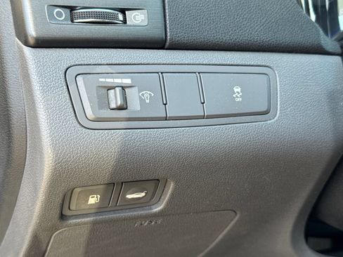 Used 2011 Hyundai Sonata SE w/ Navigation & Sunroof Pkg 4 FWD image 17