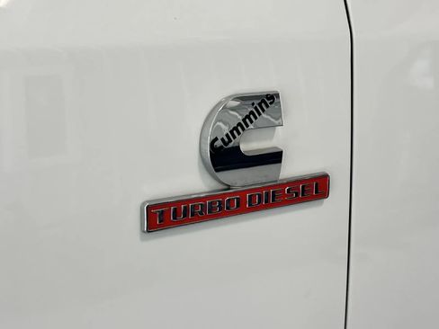 Used 2023 RAM 2500 Big Horn AWD/4WD image 9