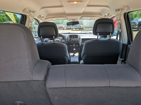 Used 2012 Jeep Compass Latitude AWD/4WD image 14