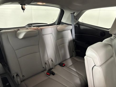 Used 2019 Honda Pilot Touring image 25