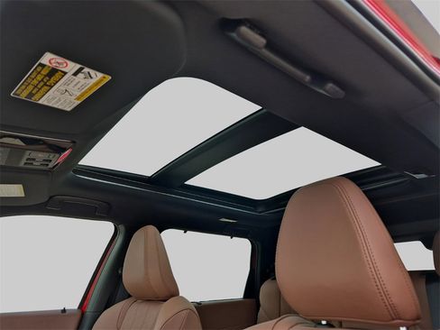 New 2025 Mitsubishi Outlander SEL image 11