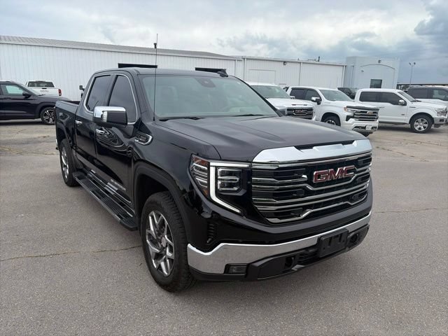 Used 2025 GMC Sierra 1500 SLT w/ SLT Premium Package AWD/4WD image 8