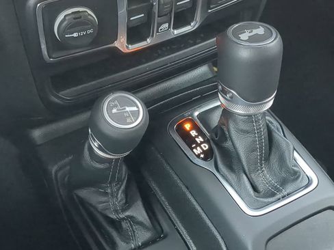 Used 2024 Jeep Wrangler Sahara w/ Technology Group image 23