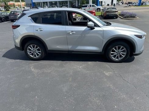 Used 2023 MAZDA CX-5 AWD 2.5 S w/ Select Package image 6