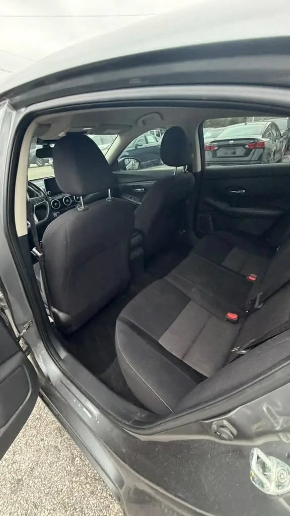 Used 2022 Nissan Sentra SV w/ All-Weather Package FWD image 12
