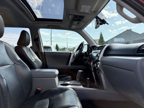 Used 2011 Toyota 4Runner SR5 AWD/4WD image 21