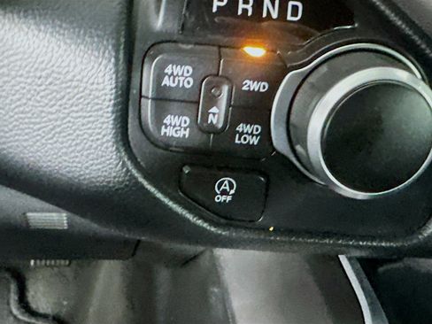 Used 2022 RAM 1500 Big Horn image 24