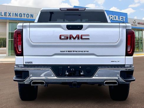 Used 2022 GMC Sierra 1500 SLT w/ SLT Premium Plus Package image 4
