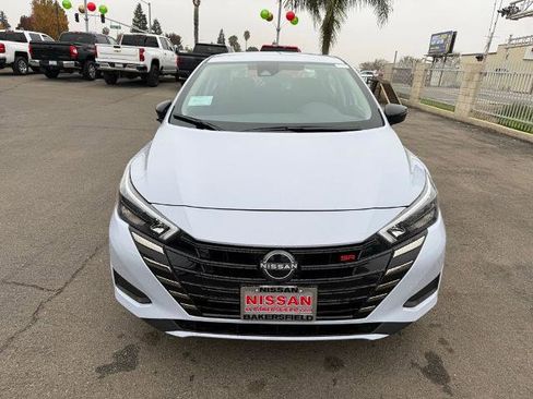 New 2025 Nissan Versa SR w/ Trunk Package image 2