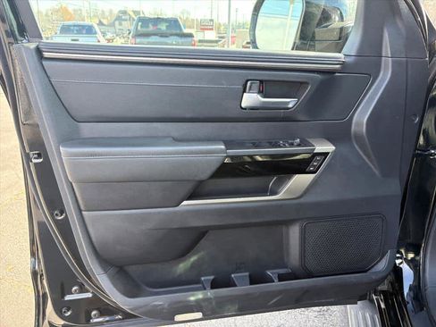 Used 2023 Toyota Sequoia Limited image 20