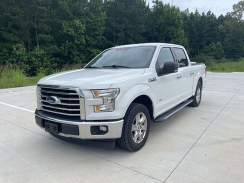 Used 2017 Ford F150 XLT w/ Equipment Group 302A Luxury RWD image 1