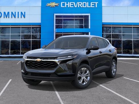New 2026 Chevrolet Trax LS FWD image 7