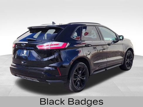 Certified 2023 Ford Edge SE w/ Black Appearance Package image 10