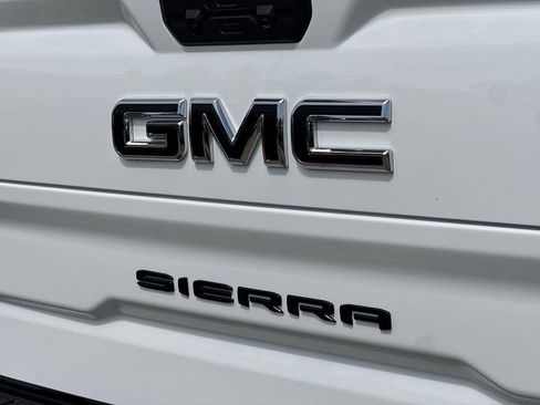 New 2026 GMC Sierra 1500 AT4X w/ LPO, Black Badging Package AWD/4WD image 28