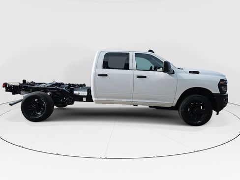 New 2026 RAM 2500 Tradesman image 2