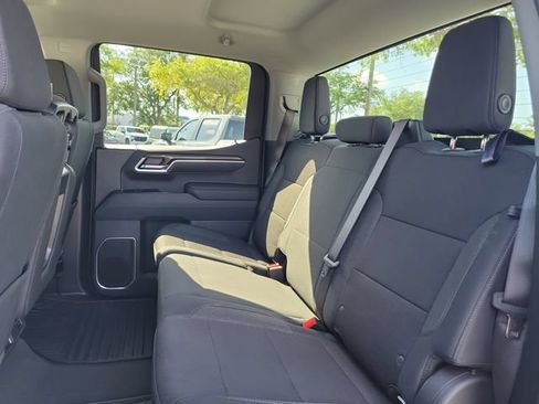 Certified 2026 Chevrolet Silverado 1500 RST AWD/4WD image 11