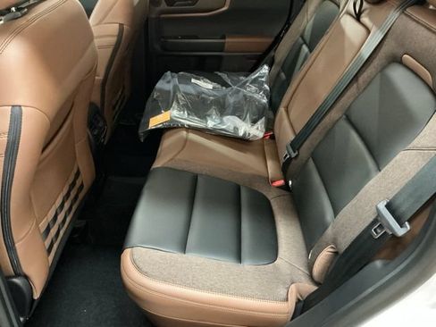 New 2026 Ford Bronco Sport Outer Banks w/ Outer Banks Tech Package+ AWD/4WD image 12