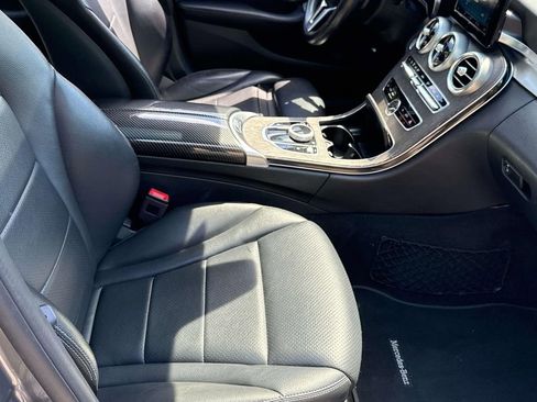 Used 2019 Mercedes-Benz C 300 4MATIC Sedan w/ Premium Package image 9