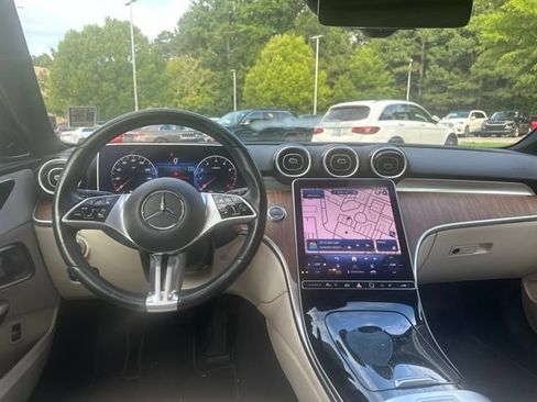 Used 2023 Mercedes-Benz C 300 4MATIC Sedan image 9