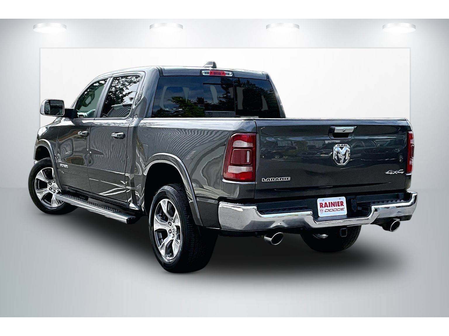 Used 2020 RAM 1500 Laramie AWD/4WD image 12