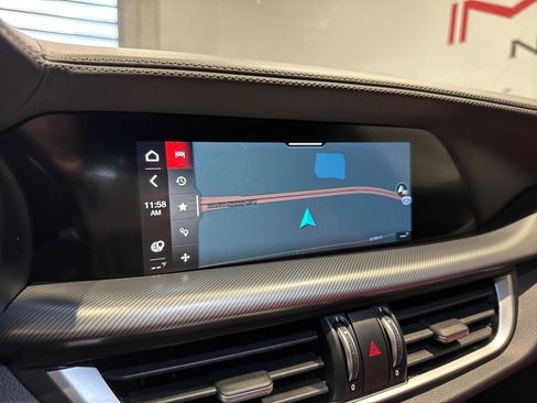 Used 2023 Alfa Romeo Stelvio Veloce image 24