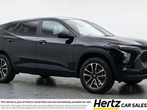 Used 2025 Chevrolet TrailBlazer LT image 1