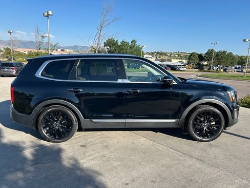 Used 2022 Kia Telluride SX w/ SX Prestige Package AWD/4WD image 10