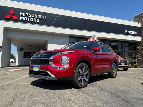 New 2026 Mitsubishi Outlander SE FWD image 1