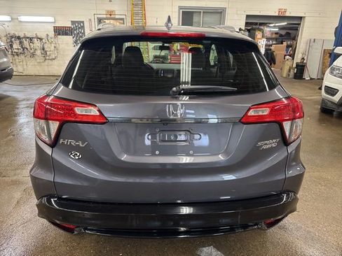 Used 2019 Honda HR-V Sport image 5