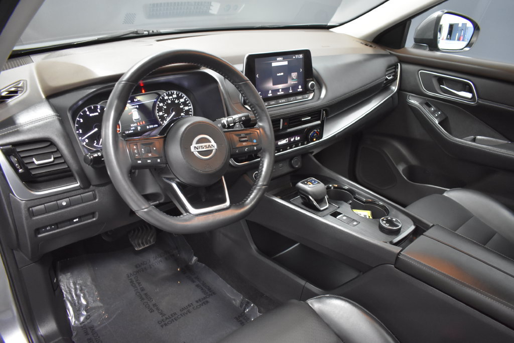 Used 2021 Nissan Rogue SV w/ Premium Package AWD/4WD image 4