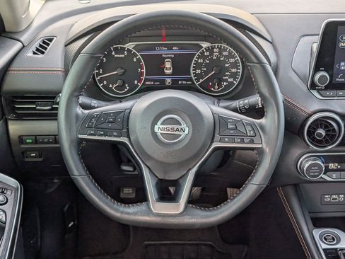 Used 2023 Nissan Sentra SR w/ SR Premium Package image 13