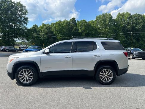 Used 2018 GMC Acadia SLE FWD image 3