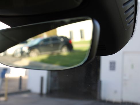 New 2026 Volvo XC60 B5 Plus w/ Protection Package Premier image 33