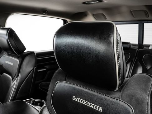 Used 2019 RAM 1500 Laramie image 35