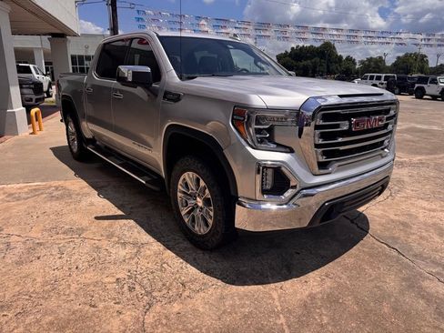 Used 2019 GMC Sierra 1500 SLT w/ SLT Premium Package AWD/4WD image 11