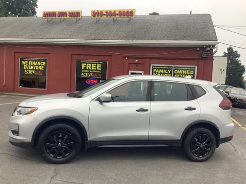 Used 2019 Nissan Rogue S AWD/4WD image 4