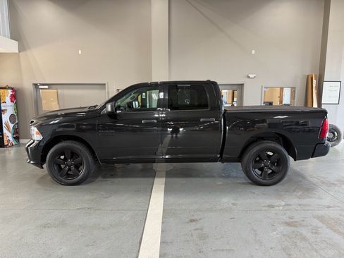 Used 2016 RAM 1500 Express w/ Black Ram 1500 Express Group AWD/4WD image 1
