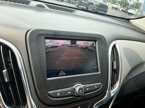 Used 2020 Chevrolet Equinox LS FWD image 20