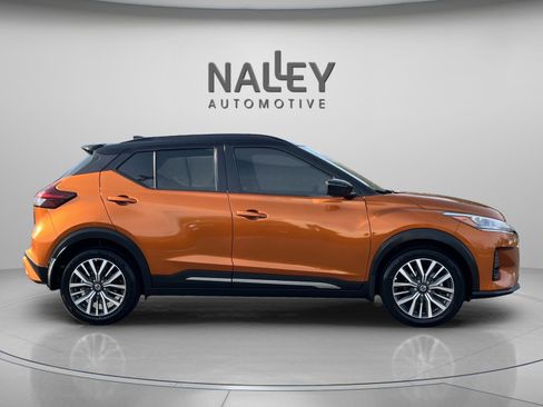 Used 2021 Nissan Kicks SR image 7