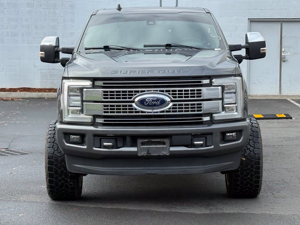 Used 2019 Ford F250 Platinum w/ Platinum Ultimate Package AWD/4WD image 2