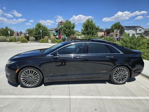 Used 2014 Lincoln MKZ AWD image 5