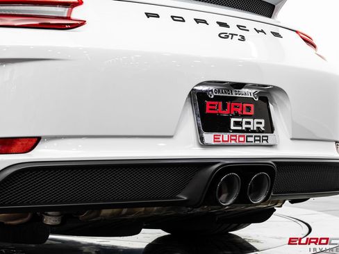 Used 2019 Porsche 911 GT3 RWD image 22