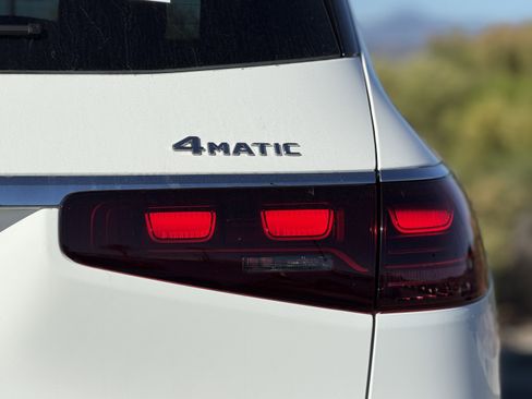 New 2026 Mercedes-Benz GLS 450 4MATIC image 12