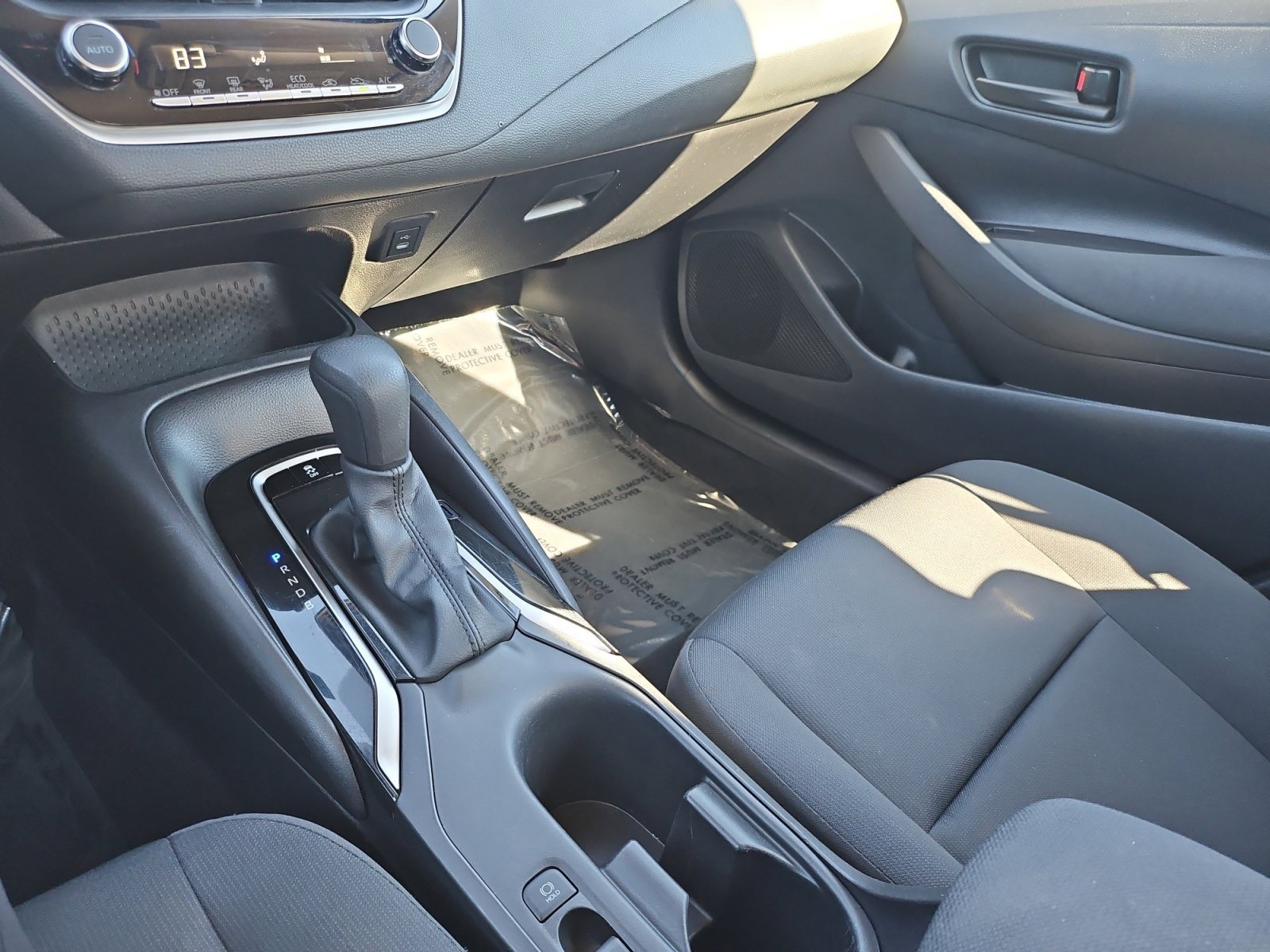 Used 2025 Toyota Corolla LE FWD image 24